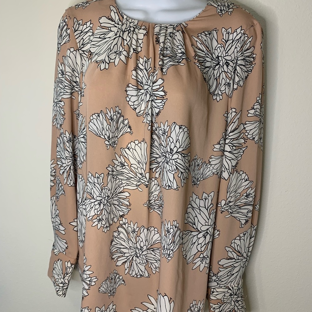 New Beige Long Sleeve Pleated Flower Blouse